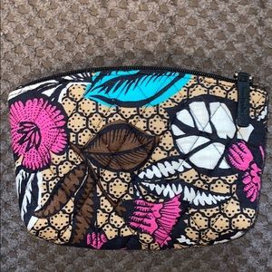 Vera Bradley clutch / handbag